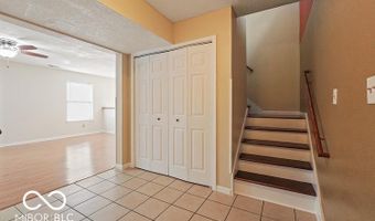 547 Deer Trail Dr, Indianapolis, IN 46217