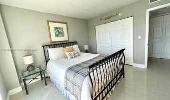 9721 E Bay Harbor Dr 4D, Bay Harbor Islands, FL 33154
