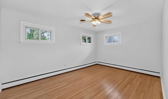 121 Ramsey Pl, Albany, NY 12209