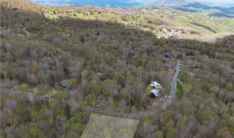 Es-97 Twisted Oak Path, Banner Elk, NC 28604