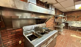 210 W Calhoun St, Bruce, MS 38915