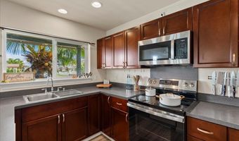 214 Alake St, Kahului, HI 96732