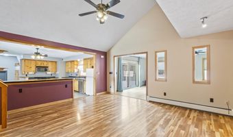 823 Washington St N, Auburn, ME 04210