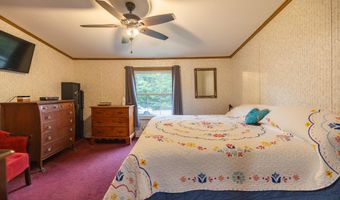71 Kyle Ln, Auburn, ME 04210