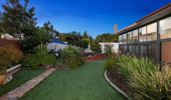 6433 La Paloma St, Carlsbad, CA 92009
