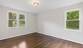 13602 WOODEDGE Dr, Bowie, MD 20720