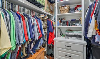 221 Lost Oak Ln, Brandon, MS 39047