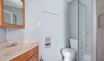 11717 E Edgewater Rd, Albany, IN 47320