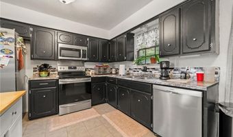 1424 Northwoods Dr, Alma, AR 72921