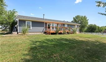 15038 Fairmount Rd, Basehor, KS 66007