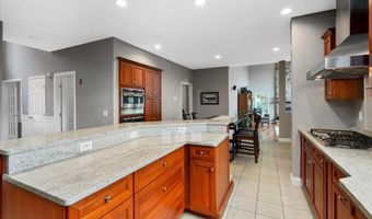 55 Cedar Crest Ln, Auburn, NH 03032