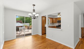 59 Park Ave, Bayville, NJ 08721