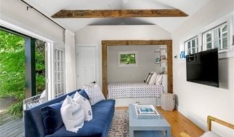 27 William St, Newport, RI 02840