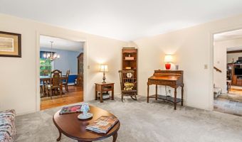 9 Candlewood Dr, Amherst, NH 03031