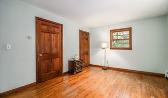 21 Lillinonah Dr, Brookfield, CT 06804