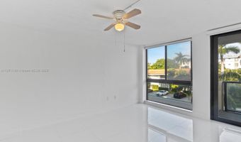 9800 W Bay Harbor Dr 308, Bay Harbor Islands, FL 33154