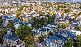 404 E 7th St, Boston, MA 02127