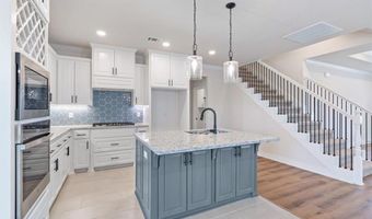 6602 SW Spindle St, Bentonville, AR 72713