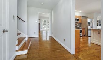 2018 SWAN Ter, Alexandria, VA 22307