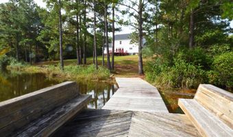 518 Saddle Dr, Camden, SC 29020