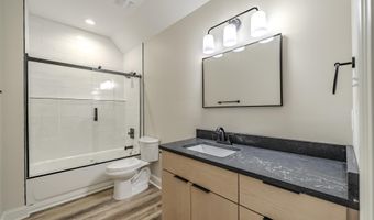 851 RIVERS EDGE Dr, Bath Springs, TN 38311