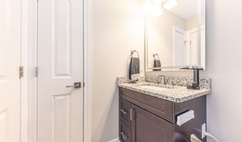 2376 Westbrooke Cir S, Ann Arbor, MI 48105