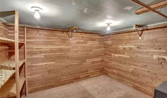 61 Caesar Blvd, Amherst, NY 14221