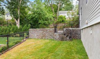 7 Hancock St, Arlington, MA 02474