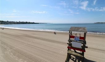 35 Treasure Rd, Narragansett, RI 02882