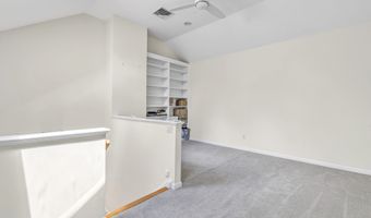 51 Faith Ln 51, Danbury, CT 06810