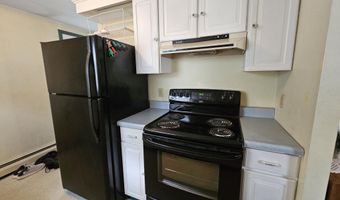 381 Birch St, Bangor, ME 04401