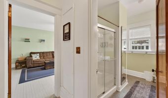 92 Pinewood Ave, Bethlehem, NH 03574