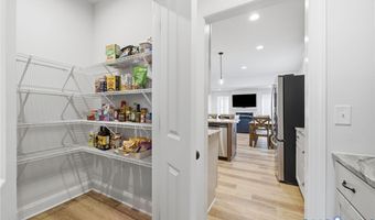 105 Axton Ln, Ashland, VA 23005