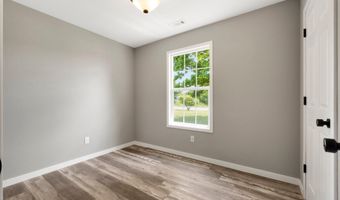 509 W State St, Ashley, IN 46705