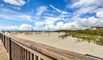 40 Folly Field Rd C251, Hilton Head Island, SC 29928