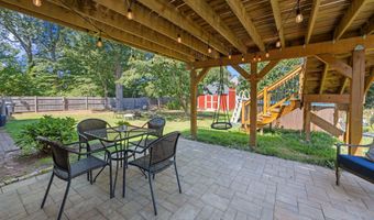 258 Argyle Rd, Cheshire, CT 06410