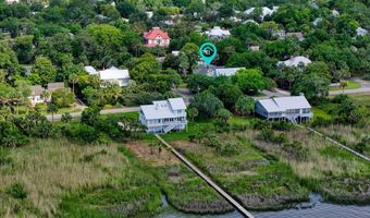 9 11th St, Apalachicola, FL 32320