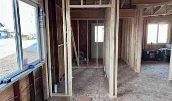 302 3rd St S, Basin, WY 82410