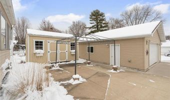 611 11th St SW, Austin, MN 55912