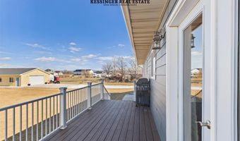 53 E 3rd St N, Cowley, WY 82420