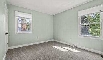 6040 Adacroft Dr SE, Ada, MI 49301