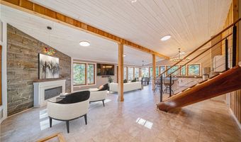 4281 N Forest Ridge Dr, Ashtabula, OH 44004