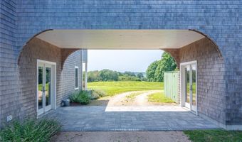 953 Fort Getty Rd, Jamestown, RI 02835