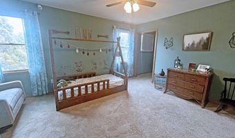 7 Staples Ct, Beesleys Point, NJ 08223