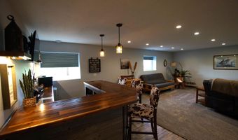 1127 NE 32nd Ave, Aberdeen, SD 57401