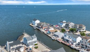 281 Sandlewood Dr, Bayville, NJ 08721