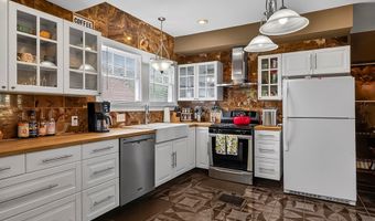 429 NE 8th St, Abilene, KS 67410