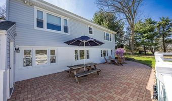 820 SHARPLESS Rd, Hockessin, DE 19707