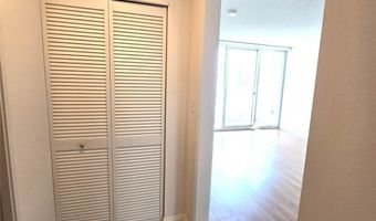 801 South St 2411, Honolulu, HI 96813