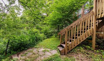 4612 Dover Dr, Ames, IA 50014